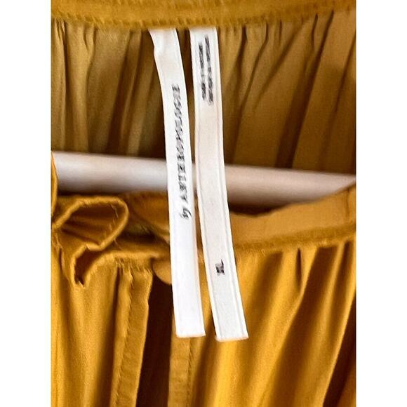 By Anthropologie Tiered Ruffle Trim Sleeveless Blouse Yellow Women's Size XL - Picture 6 of 9